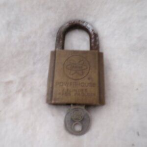 Fedtro padlock (British Hong Kong) & Master Lock Vintage